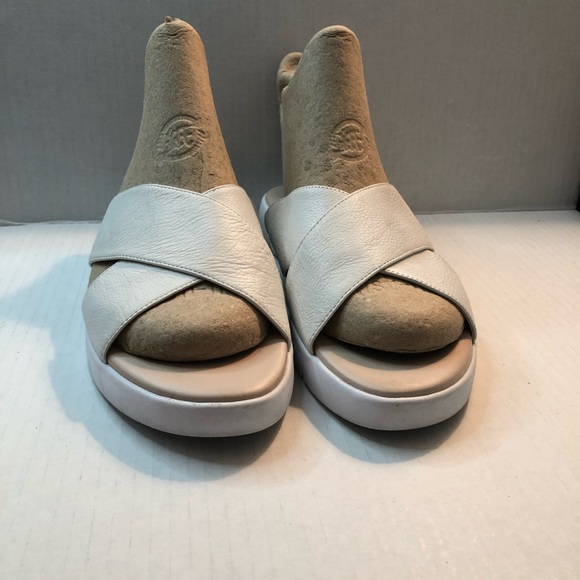 Cole Haan Slides - Picture 12 of 16